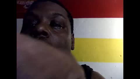 Snapshot of iswalloweveything chatting on April 12, 2026, 11:15 am iswalloweveything online show from April 12, 2026, 11:15 am