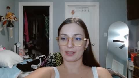 Snapshot of italiana25 chatting on January 20, 2025, 7:47 am Bella Bloom online show from January 20, 2025, 7:47 am