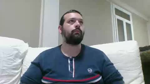 italianbigboy932 online show from April 4, 2026, 10:29 pm