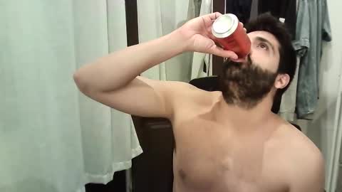 italianboybcn online show from September 20, 2025, 9:27 pm