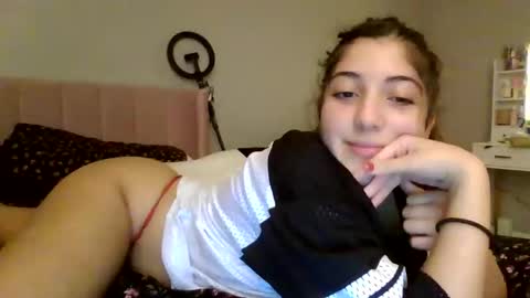 ItalianKitty online show from December 16, 2025, 1:54 am