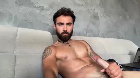 italianloverms online show from May 26, 2026, 10:44 am