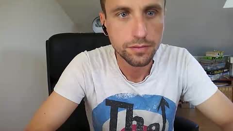 Snapshot of italiano116116 chatting on May 25, 2026, 8:20 am italiano116116 online show from May 25, 2026, 8:20 am