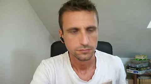 Snapshot of italiano116116 chatting on July 9, 2026, 8:29 am italiano116116 online show from July 9, 2026, 8:29 am