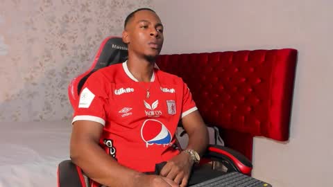 itanxfor online show from November 24, 2025, 1:11 pm