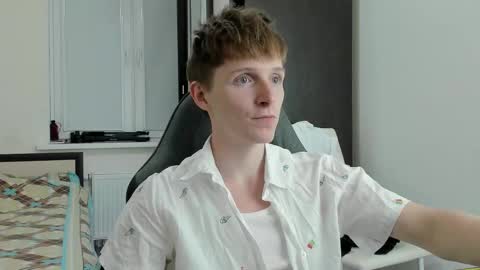 Ethan online show from November 5, 2025, 6:30 pm