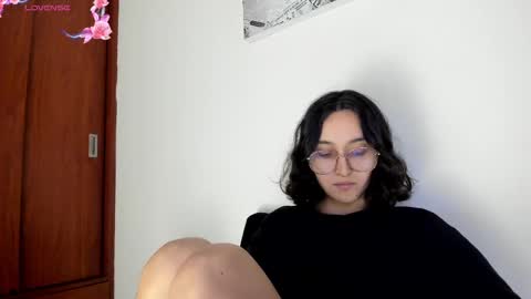 Snapshot of its__angelica_ chatting on December 3, 2024, 6:28 pm Angelica online show from December 3, 2024, 6:28 pm