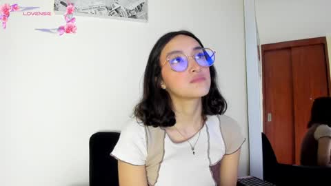 Snapshot of its__angelica_ chatting on January 30, 2025, 7:04 pm Angelica online show from January 30, 2025, 7:04 pm