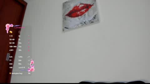 Angelica online show from October 30, 2025, 7:36 pm