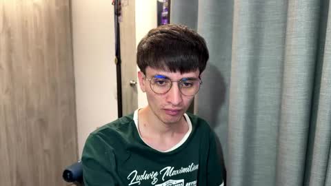 its_alex05 online show from May 24, 2026, 8:36 pm