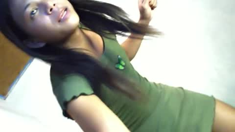 Snapshot of its_kynth chatting on February 8, 2026, 6:39 am its_kynth online show from February 8, 2026, 6:39 am