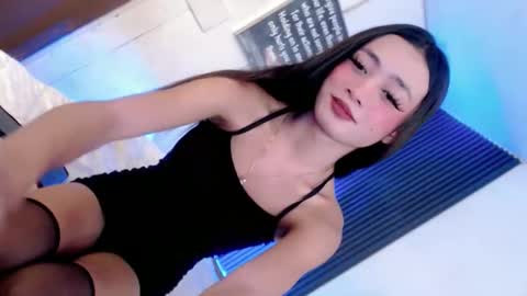 its_me_luna1111 online show from February 27, 2026, 8:25 am