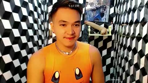 its_mecutepj online show from March 21, 2026, 1:37 pm