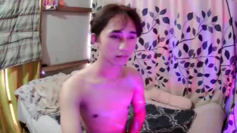 Snapshot of its_saya chatting on October 15, 2025, 5:07 am its_saya online show from October 15, 2025, 5:07 am