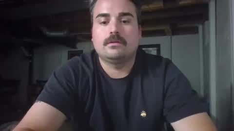 Snapshot of itsavibeouthere chatting on November 2, 2025, 5:43 am itsavibeouthere online show from November 2, 2025, 5:43 am