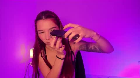 camill online show from September 26, 2025, 1:53 am