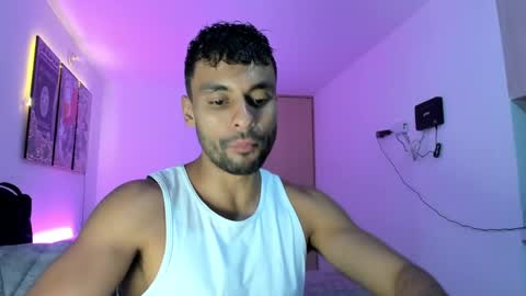 Snapshot of itsgeo1111 chatting on March 12, 2025, 3:46 am CALL ME GEO online show from March 12, 2025, 3:46 am