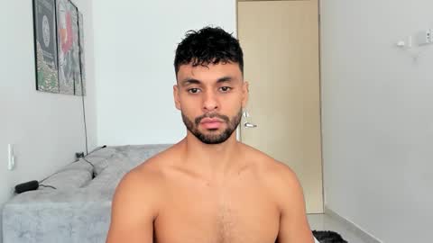 Snapshot of itsgeo1111 chatting on October 3, 2025, 5:10 pm CALL ME GEO online show from October 3, 2025, 5:10 pm