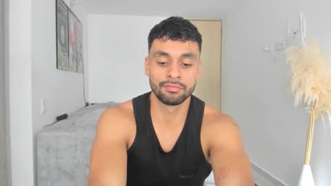 Snapshot of itsgeo1111 chatting on October 14, 2025, 9:37 pm CALL ME GEO online show from October 14, 2025, 9:37 pm