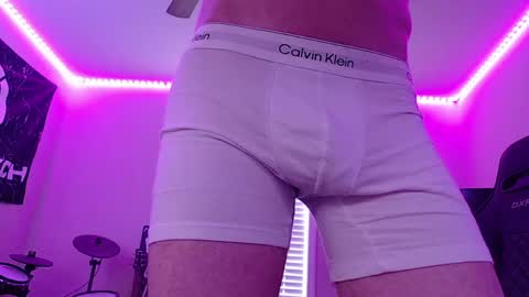 itslamayo online show from March 25, 2026, 9:54 pm