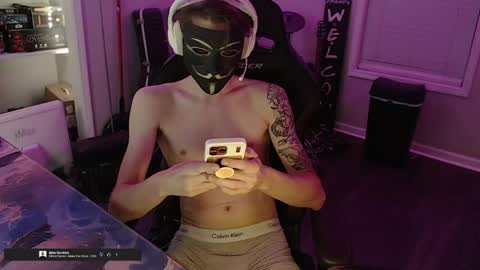 itslamayo online show from April 19, 2026, 4:12 am