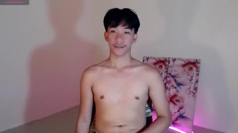 Snapshot of itsme_cxhennn chatting on October 11, 2025, 7:29 am itsme_cxhennn online show from October 11, 2025, 7:29 am
