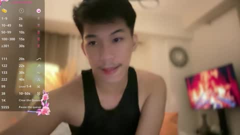 itsme_cxhennn online show from February 15, 2026, 3:53 pm