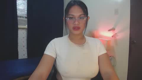 Snapshot of itsme_jazzy chatting on November 15, 2025, 12:45 pm JAZ online show from November 15, 2025, 12:45 pm