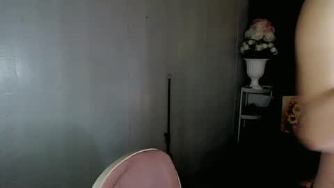 Snapshot of itsme_liza chatting on June 21, 2026, 8:33 pm itsme_liza online show from June 21, 2026, 8:33 pm