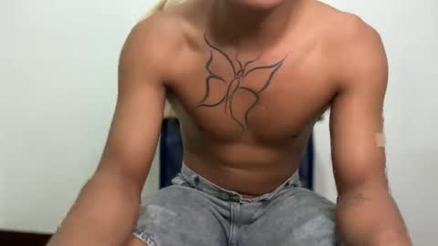 Snapshot of itsme_urboy chatting on May 23, 2026, 2:21 pm itsme_urboy online show from May 23, 2026, 2:21 pm