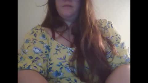 itsmebaby31 online show from October 6, 2025, 2:31 am