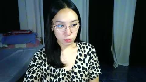 itsmehotqueen online show from May 9, 2026, 3:12 am