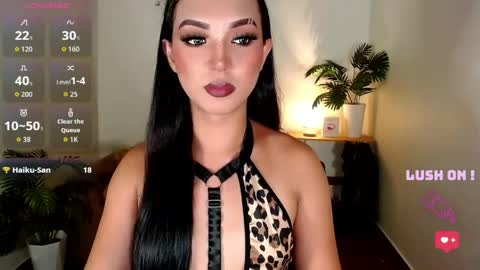 Sofia online show from May 1, 2026, 2:38 am