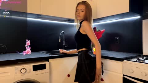 itsmichele online show from January 30, 2025, 10:51 pm