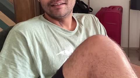 Snapshot of itsmylife021 chatting on October 13, 2025, 5:18 am Raje online show from October 13, 2025, 5:18 am