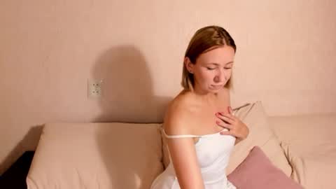 Snapshot of itsmyopinion chatting on September 20, 2025, 1:12 pm itsmyopinion online show from September 20, 2025, 1:12 pm