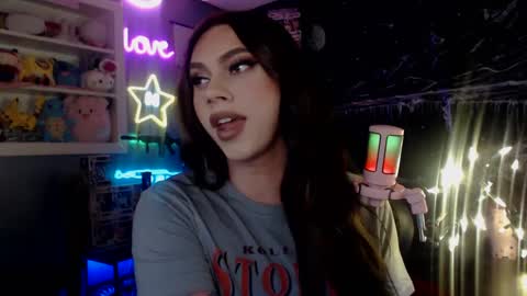 Nicki Foxx online show from January 5, 2025, 12:31 am