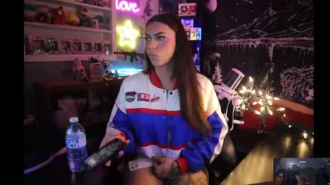 Nicki Foxx online show from February 25, 2025, 2:03 am