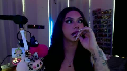 Nicki Foxx online show from May 15, 2026, 12:17 am