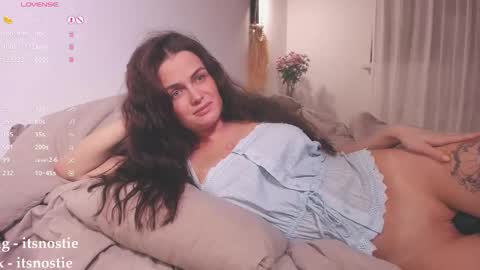 Snapshot of itsnostie chatting on September 27, 2025, 3:28 pm Nata Nsti elvish online show from September 27, 2025, 3:28 pm