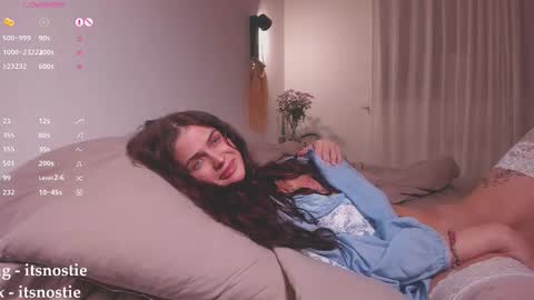 Snapshot of itsnostie chatting on October 4, 2025, 6:50 pm Nata Nsti elvish online show from October 4, 2025, 6:50 pm