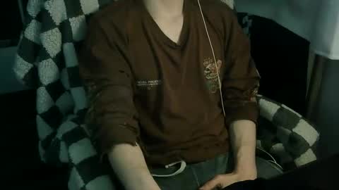 itsnotliam834 online show from April 2, 2026, 1:14 am