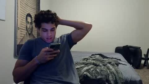 Snapshot of itstarzan chatting on October 27, 2025, 10:25 pm TARZAN online show from October 27, 2025, 10:25 pm