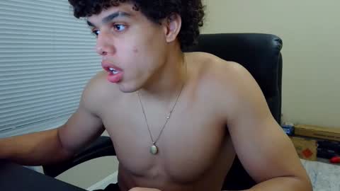 Snapshot of itstarzan chatting on February 4, 2026, 5:24 am TARZAN online show from February 4, 2026, 5:24 am