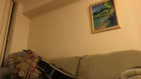 itsthick13 online show from December 7, 2024, 4:20 am