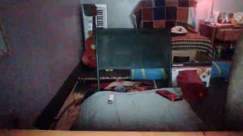 itsthick13 online show from July 11, 2026, 6:27 am