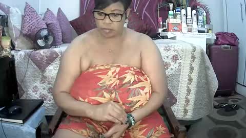 itumeleng74 online show from December 26, 2024, 8:32 pm