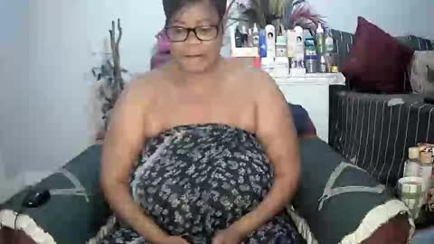 itumeleng74 online show from January 16, 2025, 8:43 am