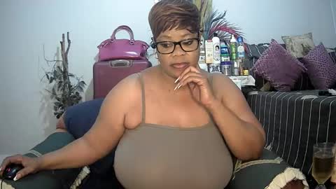 itumeleng74 online show from January 20, 2025, 9:46 am