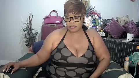 itumeleng74 online show from January 21, 2025, 11:13 am